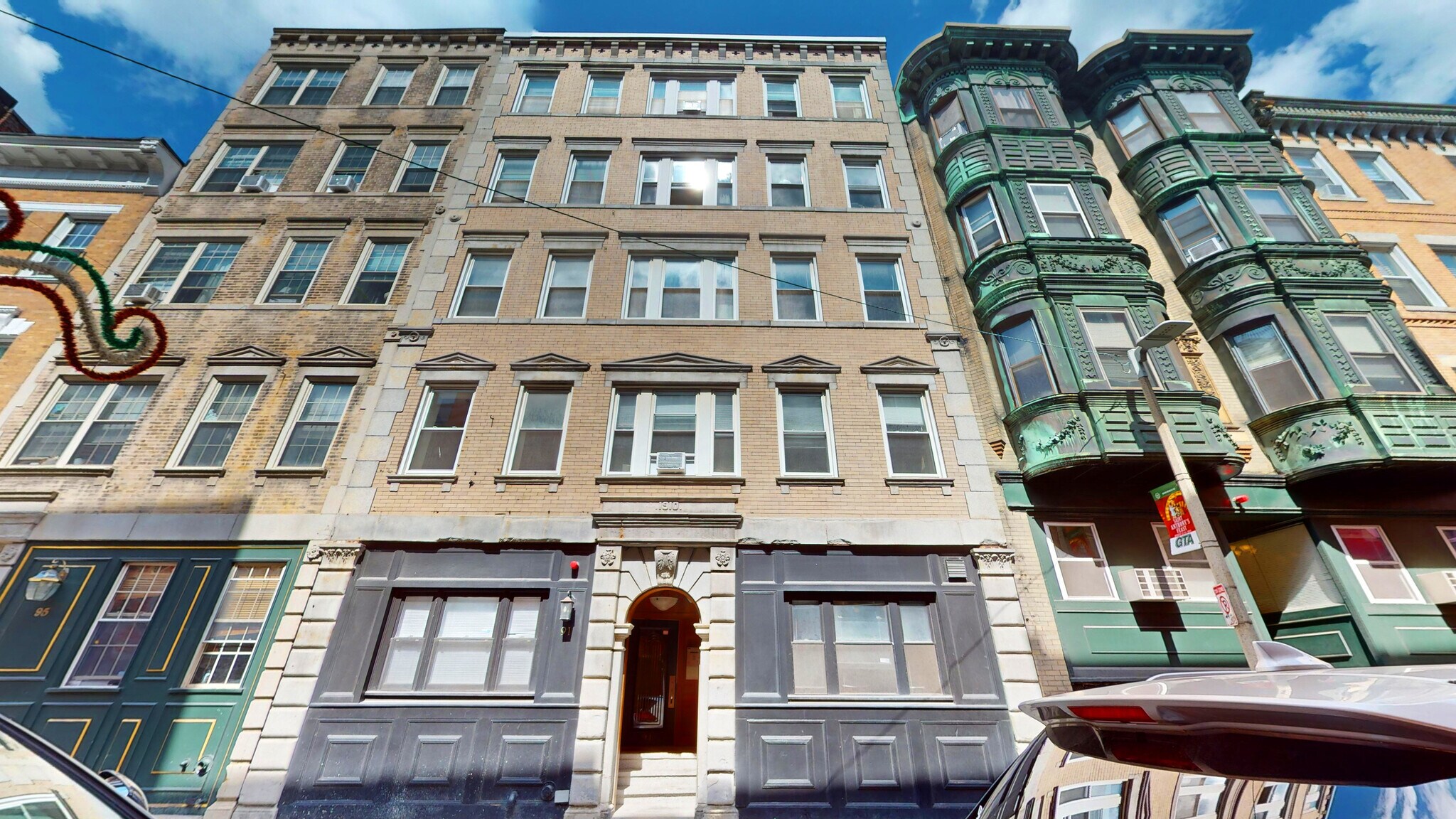Building Photo - 91 Prince St