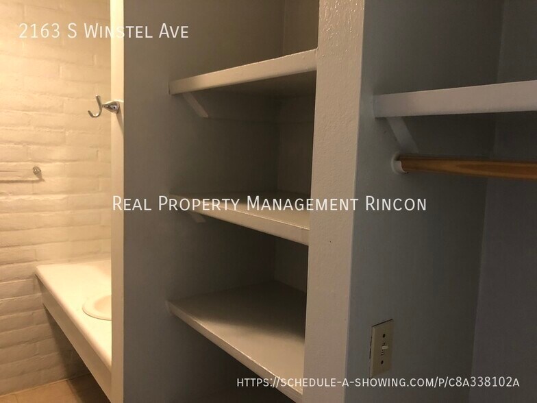 Building Photo - 2163 S Winstel Ave