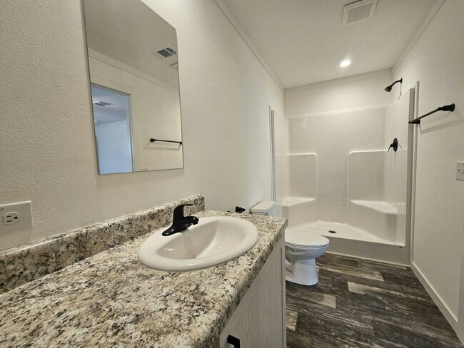 Building Photo - 1006 Myakka Dr