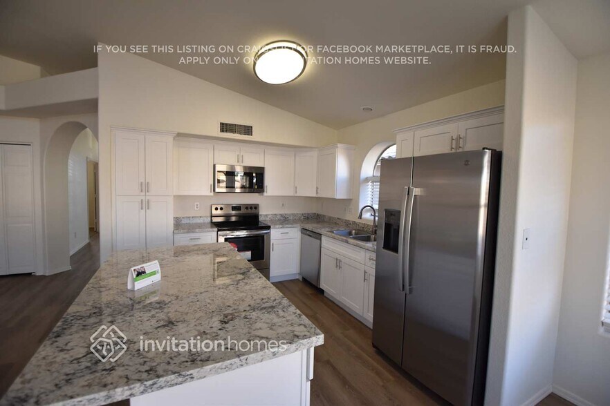 Building Photo - 2705 N 127th Ave