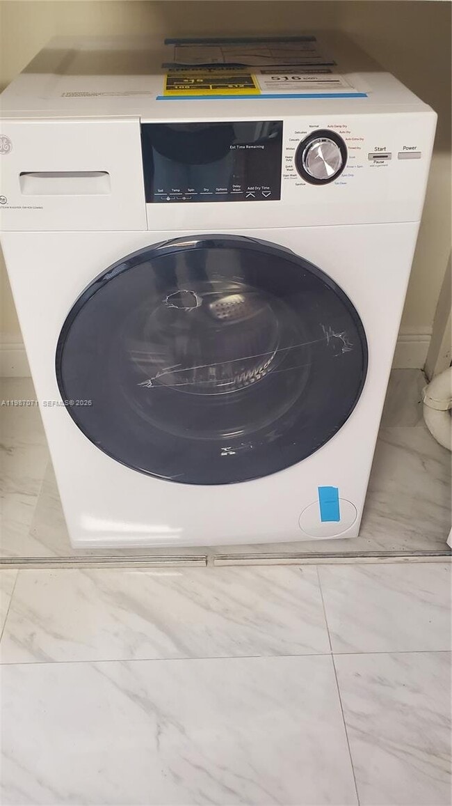 Building Photo - 2638 Taylor St