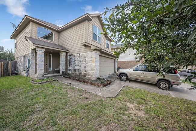 Primary Photo - 3500 Savage Springs Dr