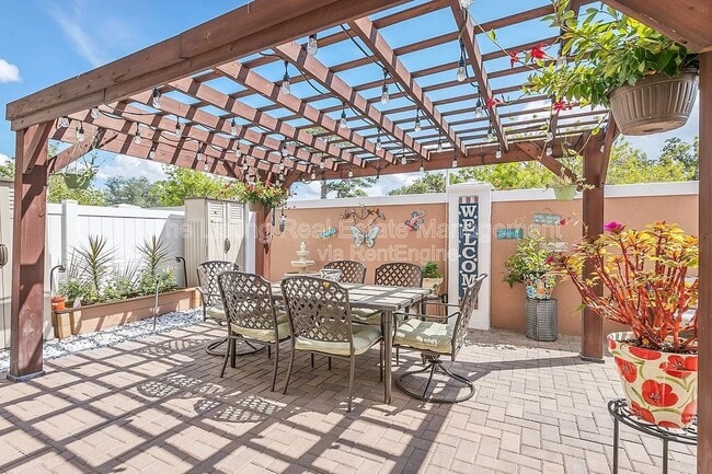 Building Photo - 2808 Gipper Cir