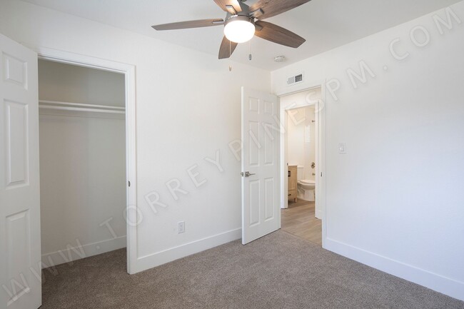 Building Photo - Spacious 4 Bedroom, 2 Bath Home with Priva...