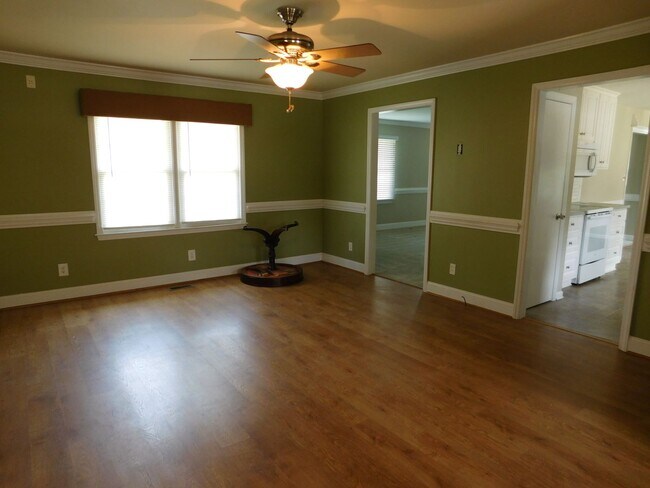 Building Photo - 509 W Wilson Creek Dr