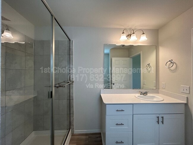 Building Photo - 4644 Benham Dr