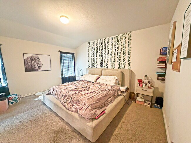 Building Photo - 13138 Whispering Bend, San Antonio, TX 78252