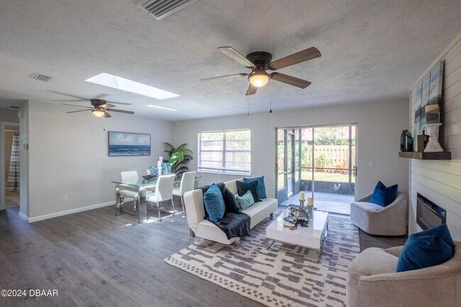 Building Photo - 118 Pinion Cir