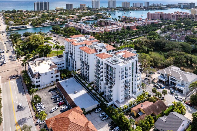 Building Photo - 495 E Royal Palm Rd