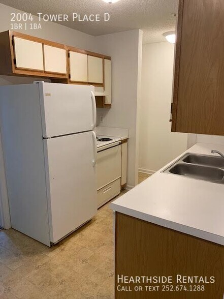 Building Photo - 2004 Tower Pl