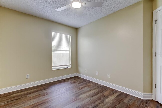 Building Photo - 6101 Lanshire Dr