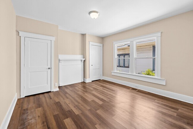 Building Photo - 1437 Princeton Ave SW