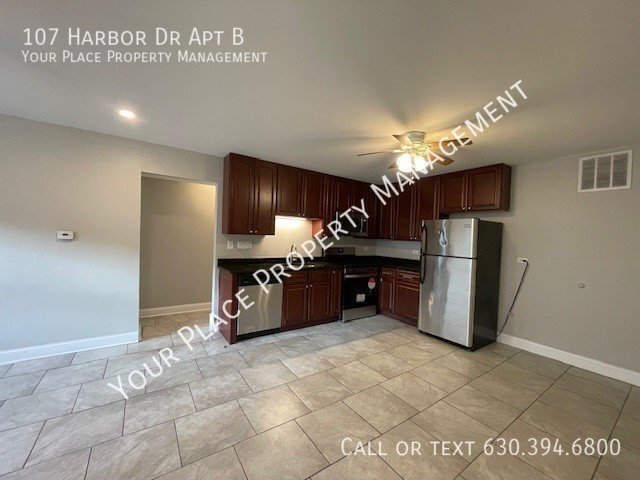 Building Photo - Beautifully updated 2BR, 1BA in Pelican Cove!