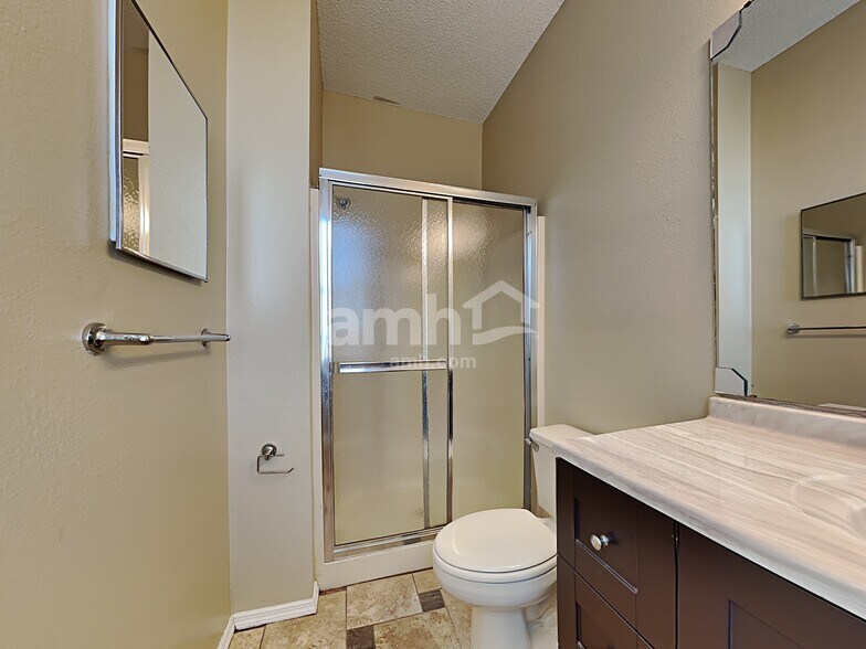 Building Photo - 11542 Wellman Dr