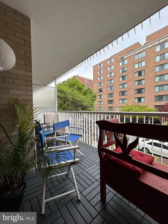 Building Photo - 730 24th St NW