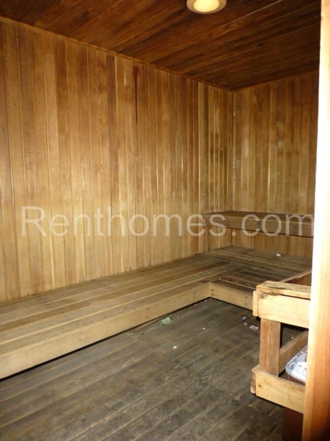 Building Photo - 12051 Alta Carmel Ct