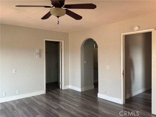 Building Photo - 29493 Longhorn Dr