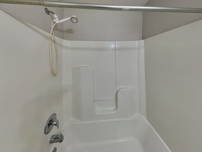 Building Photo - 10007 Branley Oak Dr