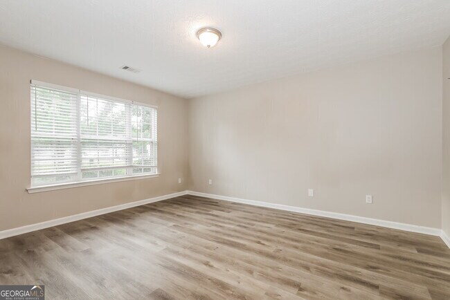 Building Photo - 272 Grover Turner Way