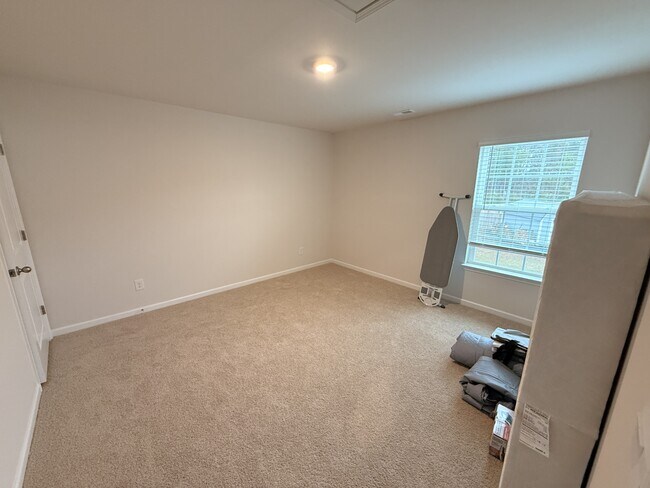 Building Photo - 4116 Madeline Farm Blvd