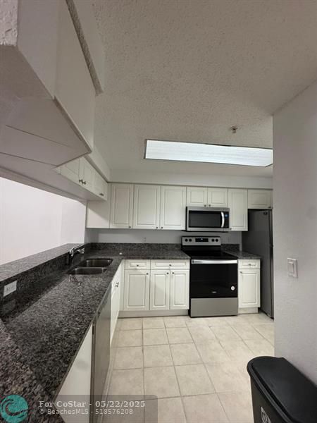 Building Photo - 2726 Anzio Ct