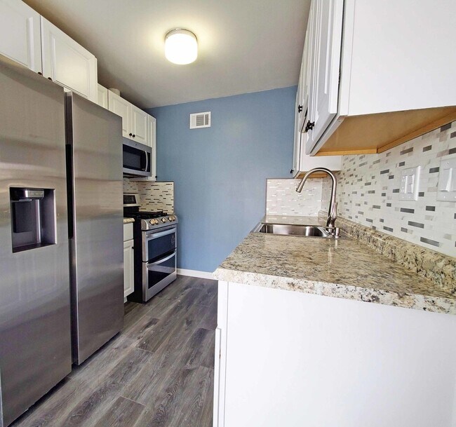 Building Photo - 1223 Quincy Ct