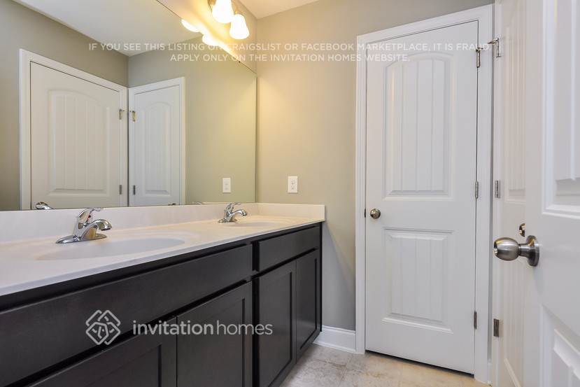 Building Photo - 41 Needham Ln