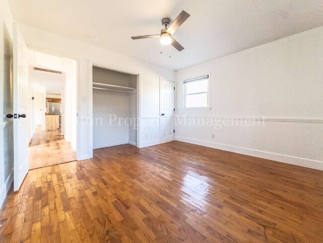 Building Photo - 101 Hyacinth Ave