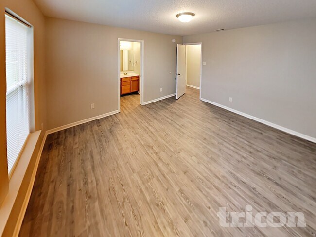 Building Photo - 1826 Blue Pine Ln