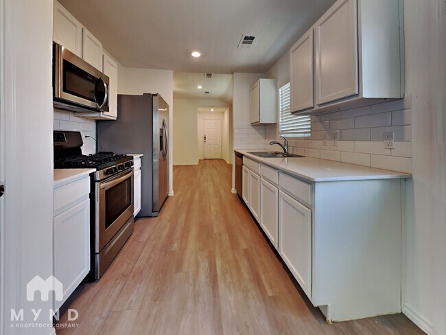 Building Photo - 18779 Faustina Way
