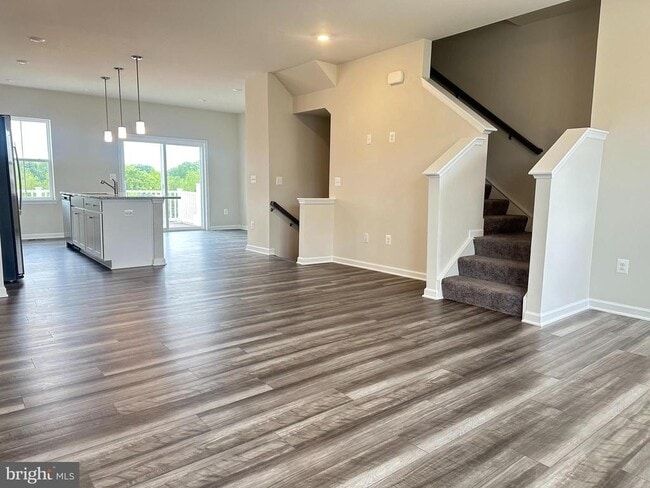 Building Photo - 327 Sandy Btm Cir