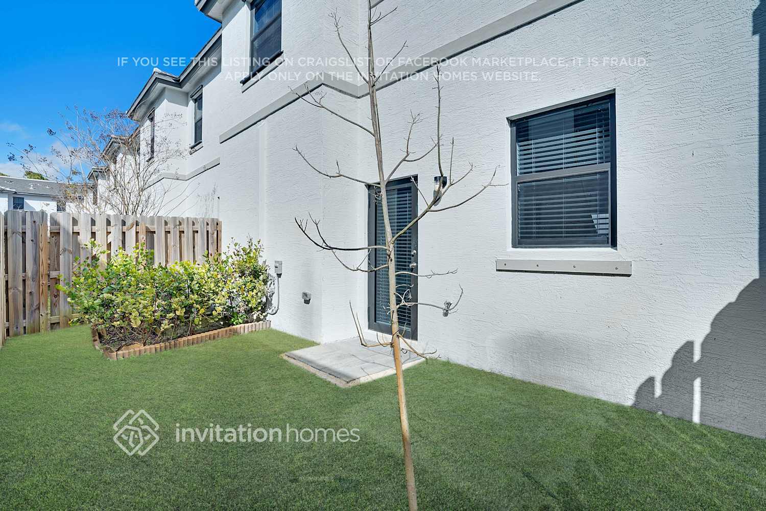 Building Photo - 2839 SW 16th Terrace