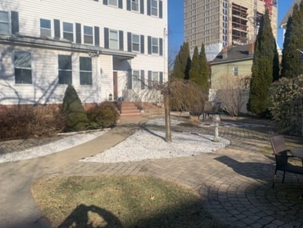 Building Photo - 223 Hurley St