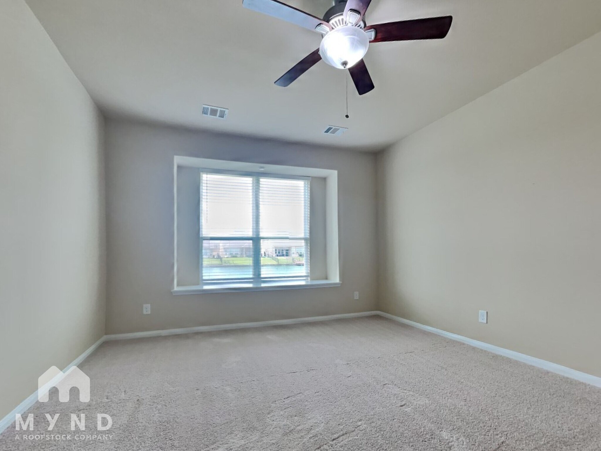 Building Photo - 24819 Alberti Sonata Dr