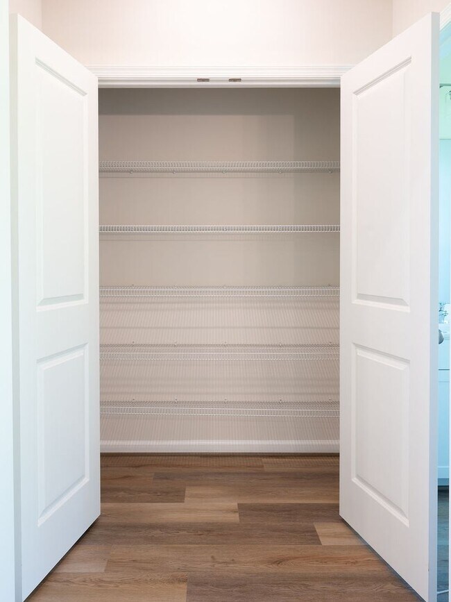 Building Photo - 2864 Sweetbay St