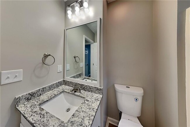 Building Photo - 131 Trellis Ct