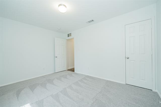 Building Photo - 122 Feverbush Dr