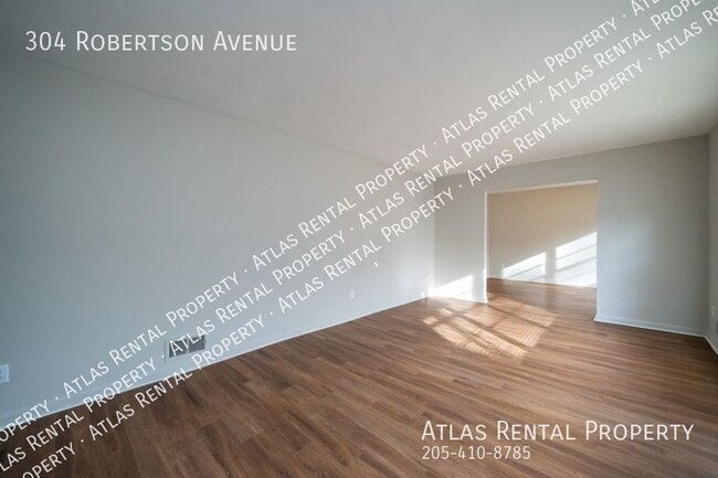 Building Photo - 304 Robertson Ave