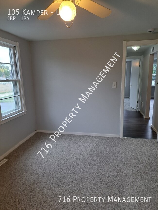 Building Photo - Bright and Spacious 2 Bedroom Upper Unit A...