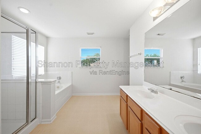 Building Photo - 3830 Misty Falls Ln