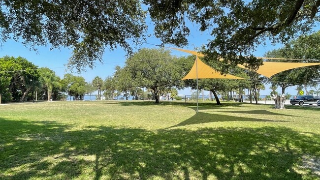 Building Photo - Monthly Rental -Melbourne Beach Condo -All 3 Peak Season Months Available Now!