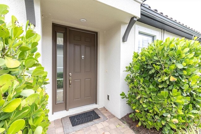 Building Photo - 3282 Francoa Dr