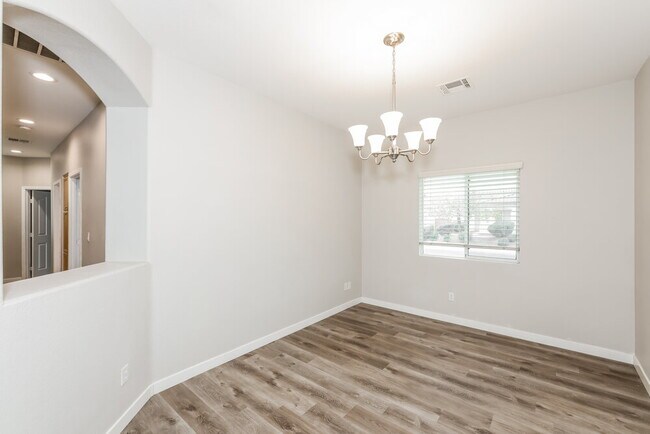 Building Photo - 1408 Logan Valley Ln