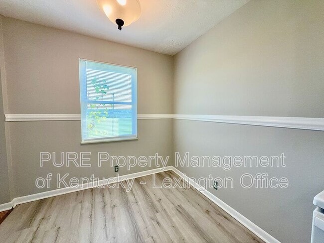 Building Photo - 1517 Steadmantown Ln