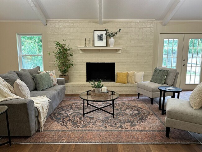 Primary Photo - Updated 4 Bedroom Corner Lot in Woodway