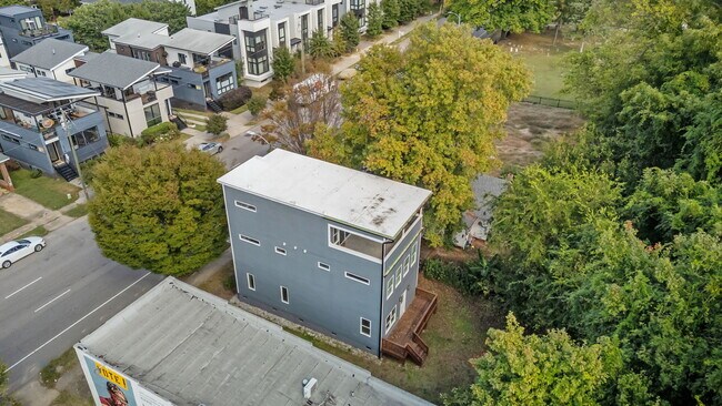 Building Photo - 516 New Bern Ave