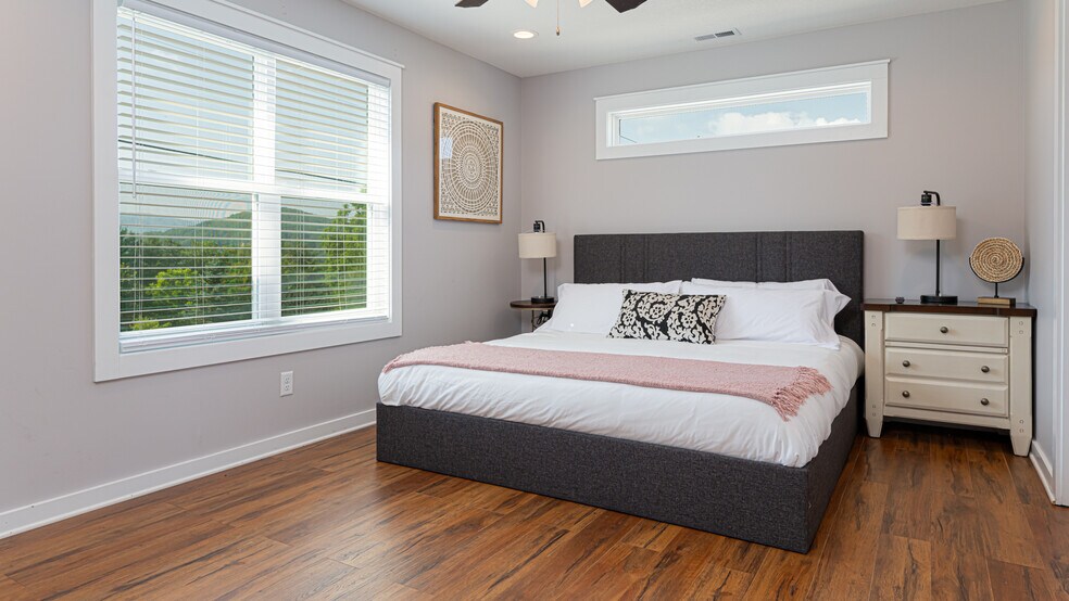 Primary Bedroom W Sealey Cooling Cocoon Memory Foam Mattress - 664 Old Fort Rd