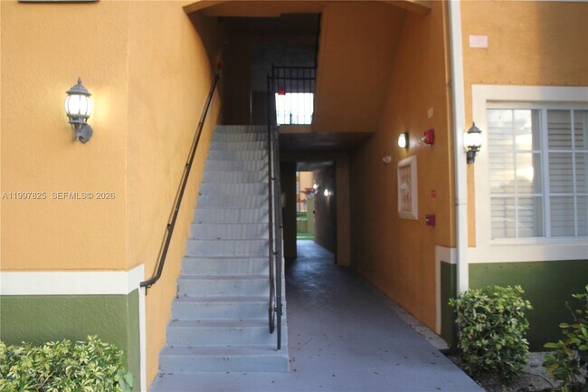 Building Photo - 2351 W Preserve Way