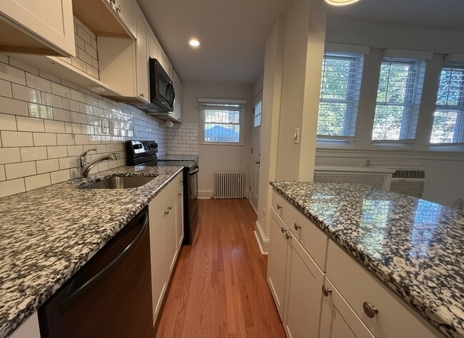 Building Photo - 51 E Montana-