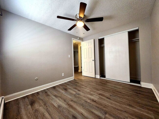 Building Photo - 7145 Alegre Cir